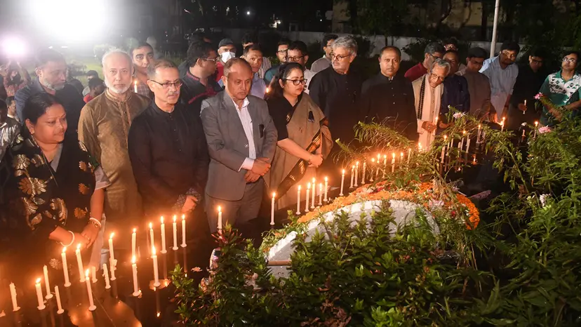 ঢাকা বিশ্ববিদ্যালয়ে ‘গণহত্যা দিবস’ পালন